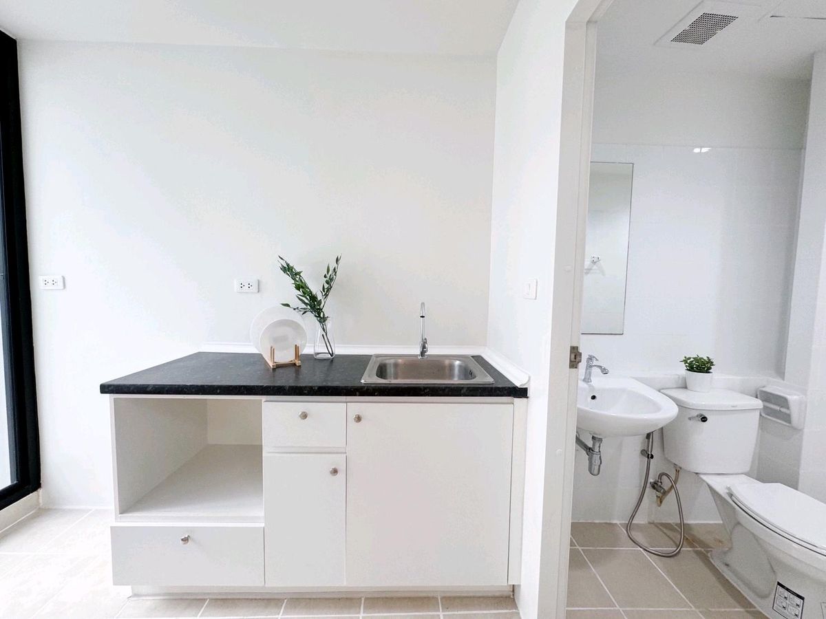 For SaleCondoChokchai 4, Ladprao 71, Ladprao 48, : This is Hot ‼️🔥🔥🔥 Last room Be you Chokchai 4 Installment starts at only 5,xxx baht ‼️Free ‼️Free furniture ‼️Electrical appliances