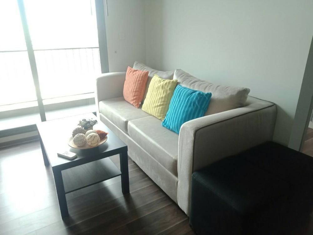 For RentCondoBangna, Bearing, Lasalle : For Rent The Gallery Sukhumvit 107, near BTS Bearing Two Bedrooms 55 sq.m. 18,000 Baht/month