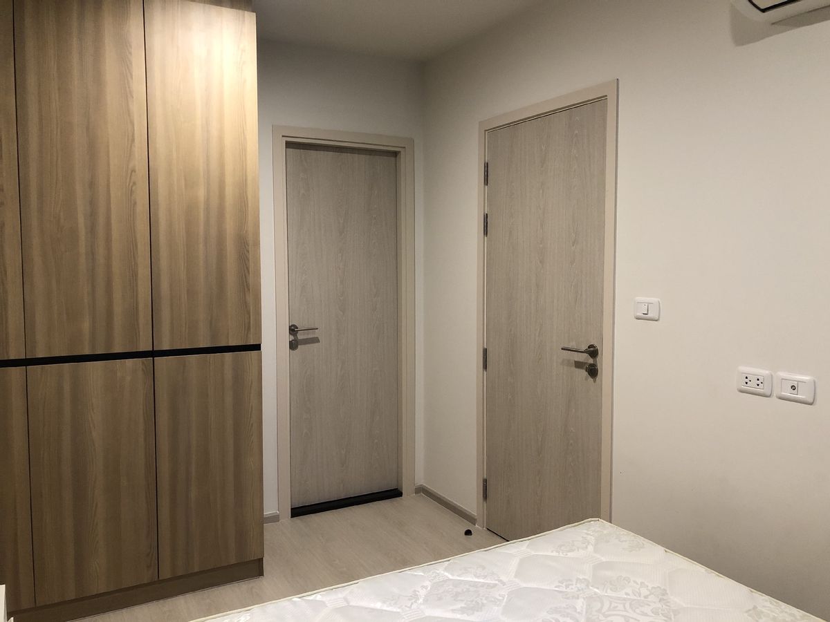 ให้เช่าคอนโดแจ้งวัฒนะ เมืองทอง : 11,000 บาท / ติด รถไฟฟ้า สถานีเมืองทอง พร้อมเข้าอยู่