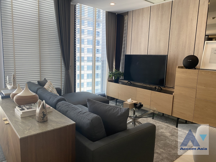 For RentCondoWitthayu, Chidlom, Langsuan, Ploenchit : 🔼🔽 AccomA 2 Beds Condominium for Rent in Ploenchit, BTS Ploenchit at Noble Ploenchit