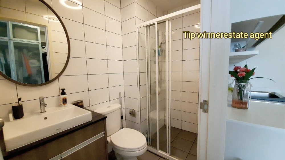 For SaleCondoRatchadapisek, Huaikwang, Suttisan : Condo for sale Chapter One ECO Ratchada - Huaikwang, 10th floor, in the heart of Ratchada-Huay Kwang, near the BTS, ready to move in immediately.