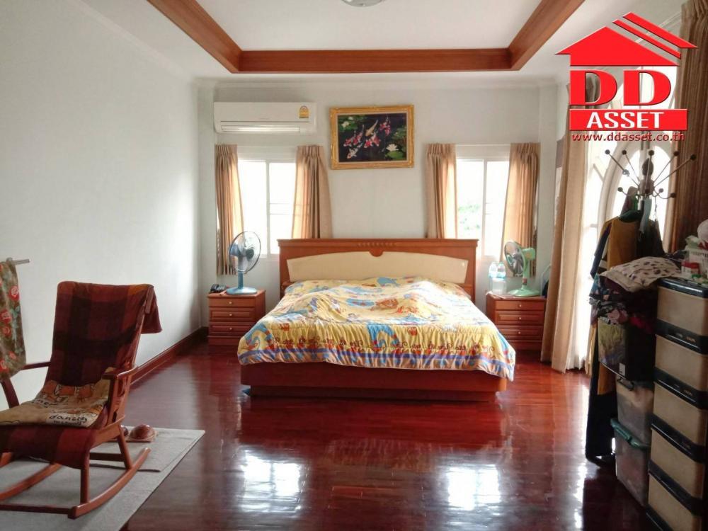 ขายบ้านพระราม 2 บางขุนเทียน : For Sale Promenade Home Thonburi Rama2 พรอเมนาด โฮม ธนบุรี พระราม2
หมู่บ้านธารารมณ์ พระราม2 หลังมุม 