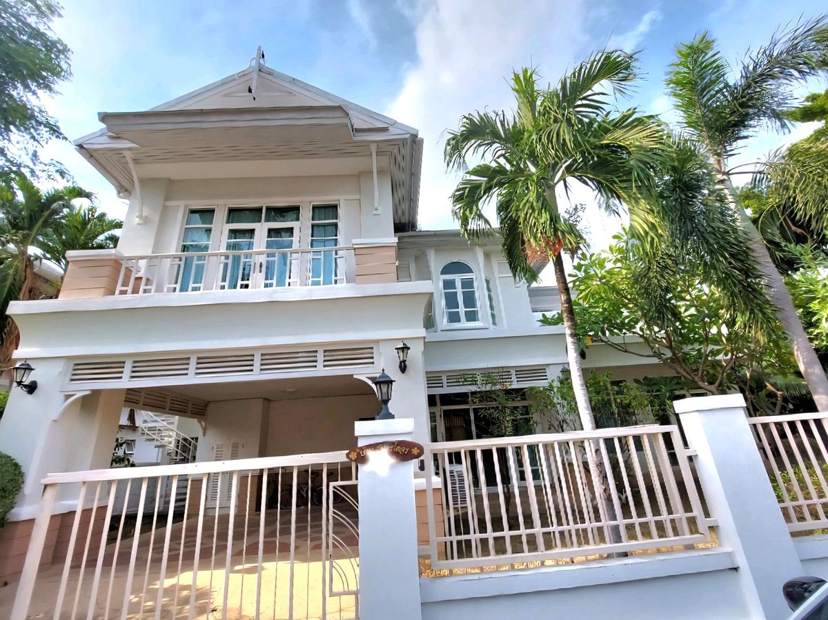 For RentHouseBangna, Bearing, Lasalle : House for rent, 2 floors, 150 sq m., luxury project, King Kaew 11, Bangna, Trad, near Suvarnabhumi Airport Rent 50,000/month