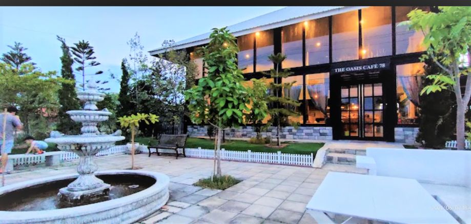 ขายที่ดินพระราม 2 บางขุนเทียน : ขายที่ดิน พร้อมบ้านเดี่ยว  2 ชั้น (ปัจจุบันเป็นร้านอาหาร)  ถ.เทียนทะเล  ท่าข้าม  บางขุนเทียน  กรุงเทพ