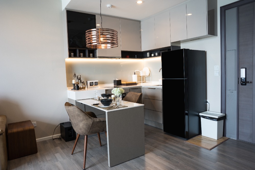 ให้เช่าคอนโดบางซื่อ วงศ์สว่าง เตาปูน : 🔥ให้เช่าด่วน🔥333 ริเวอร์ไซด์ ตกแต่งครบพร้อมอยู่ วิวแม่น้ำ ย่านบางโพ ติดรถไฟฟ้า 2สถานี