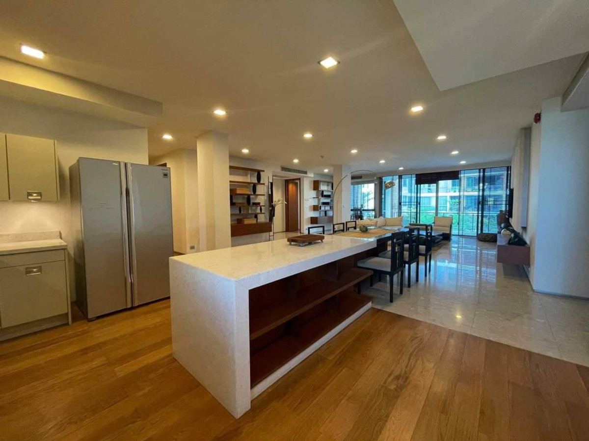 ให้เช่าคอนโดอ่อนนุช อุดมสุข : RENT - Pet Friendly @BTS Phakanong -3 Bed 210 Sqm 🔥 120,000 THB Negotiable