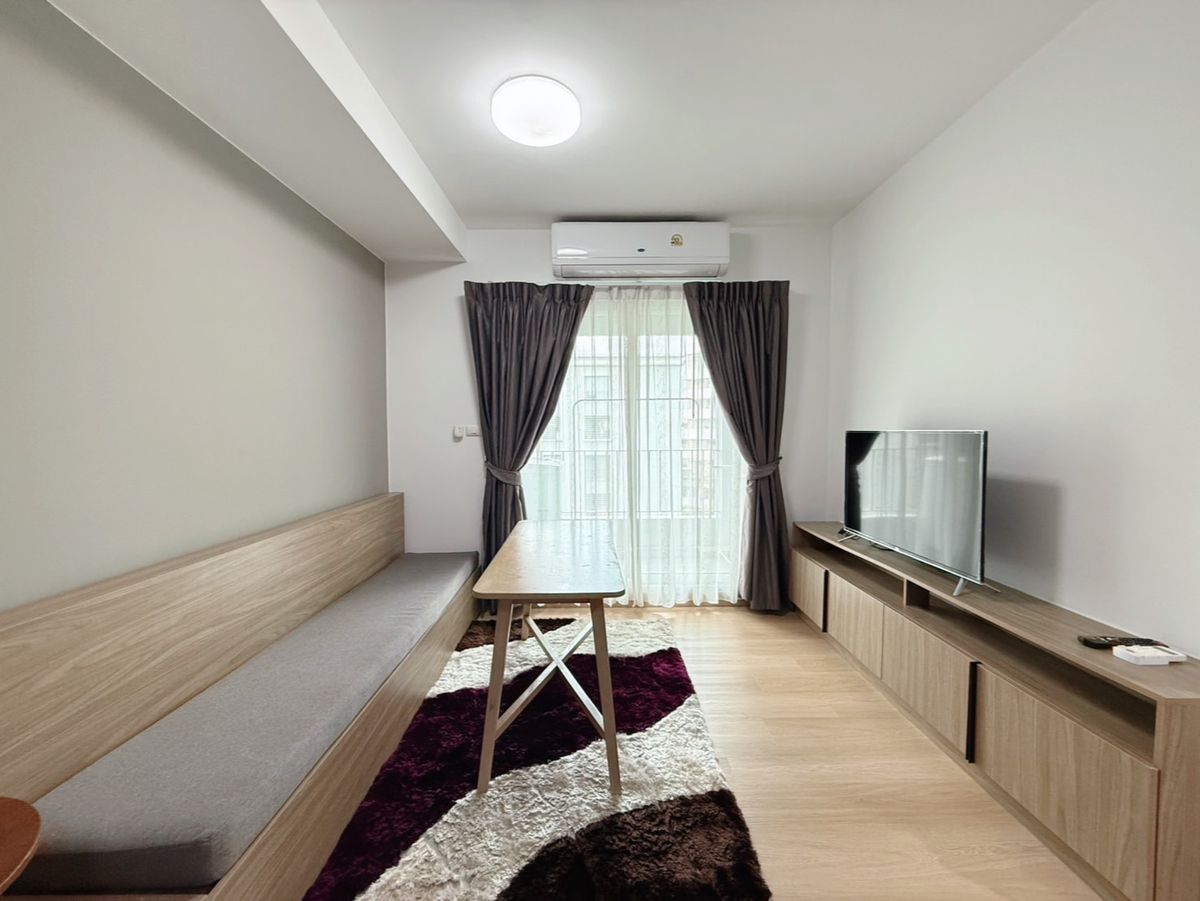 For RentCondoKasetsart, Ratchayothin : Corner room for rent, garden view, Condo Chapter One The Campus Kaset, Chapter One The Campus Kaset, near Kasetsart University, Bang Khen, only 200 meters and near BTS Senanikom Station, only 100 meters.
