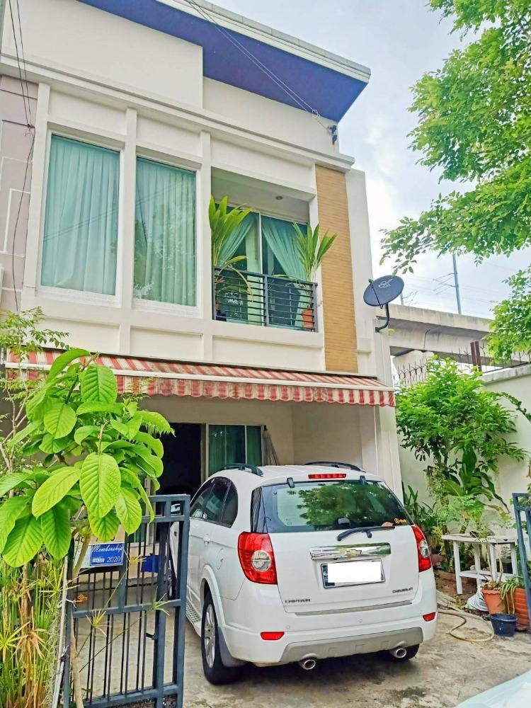 For SaleTownhomeOnnut, Udomsuk : Townhome for sale, corner room, Baan Klang Muang, Essence On Nut - Ring Road, 4 bedrooms, in Lat Krabang.