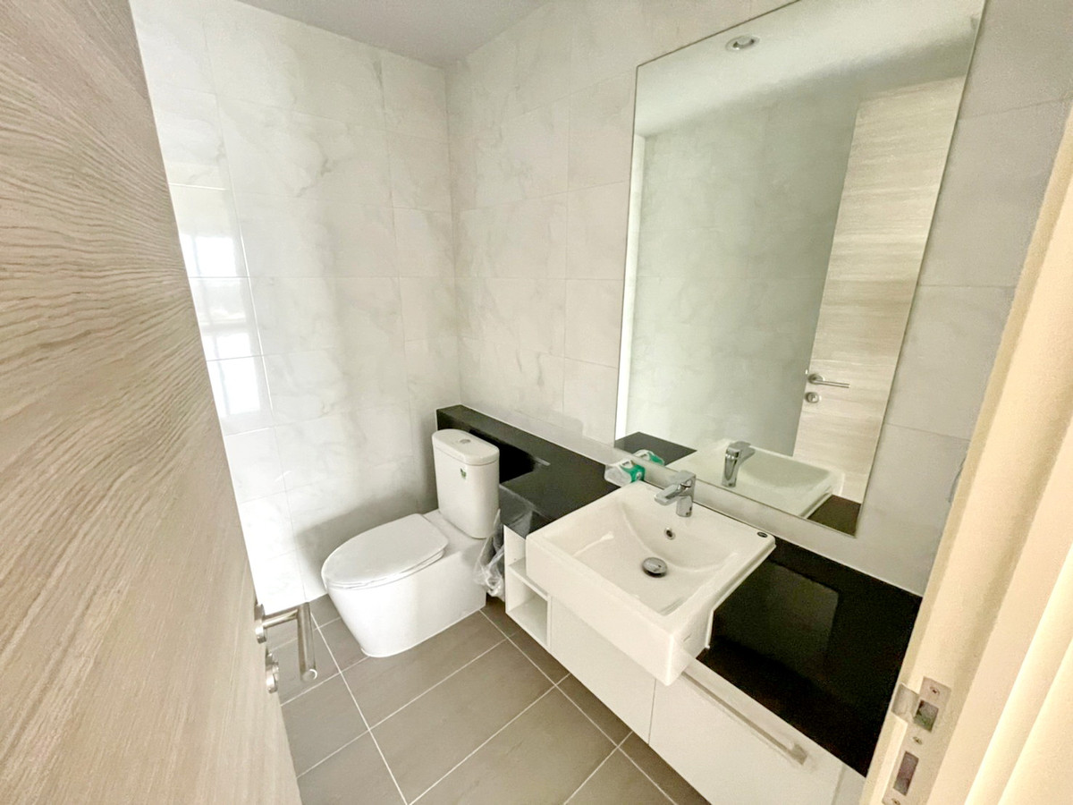 For SaleCondoRama3 (Riverside),Satupadit : 0538😍 For SELL Selling 3 bedrooms🚄near BTS Chong Nonsi🏢Supalai Riva Grande🔔Area: 145 sq m.💲Selling: 17,000,000฿📞O99-5919653,065-9423251✅LineID:@sureresidence