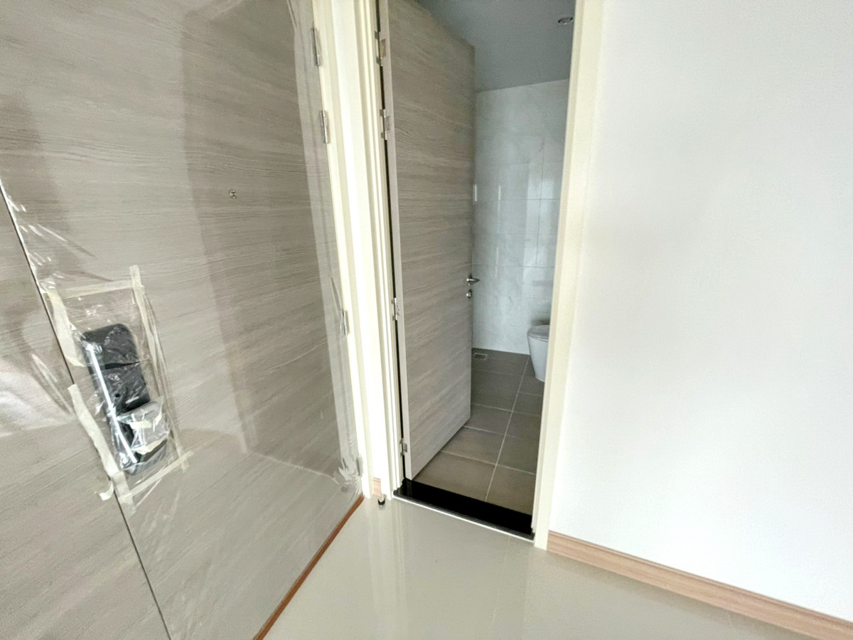 For SaleCondoRama3 (Riverside),Satupadit : 0538😍 For SELL Selling 3 bedrooms🚄near BTS Chong Nonsi🏢Supalai Riva Grande🔔Area: 145 sq m.💲Selling: 17,000,000฿📞O99-5919653,065-9423251✅LineID:@sureresidence