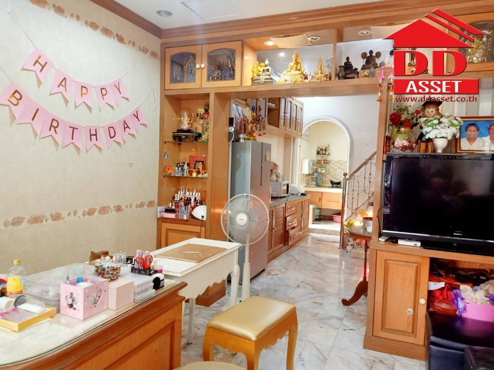 ขายทาวน์โฮมโชคชัย4 ลาดพร้าว71 : ขายตึก 4 ชั้น ซอยประชาสงเคราะห์16 ห้องมุม ใกล้แยกดินแดง ถนนวิภาวดี เซ็นทรัลพระราม9 MRT พระราม9 ตลาดห้วยขวาง