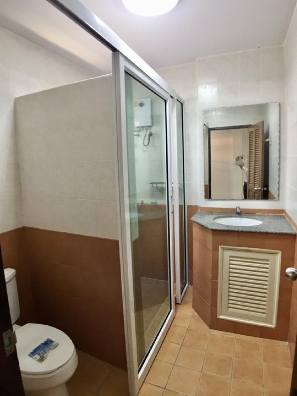 ขายกิจการโรงแรม & กิจการอพาร์ตเมนต์พัทยา บางแสน ชลบุรี สัตหีบ : ขายรีสอร์ทเมืองพัทยาพึ่งรีโนเวทใหม่ สไตล์ล้านนา 307 ตร.ว ถนนชัยพฤกษ์ 2 เหมาะทำบ้านพักผู้สูงอายุ บรรยากาศดีมาก