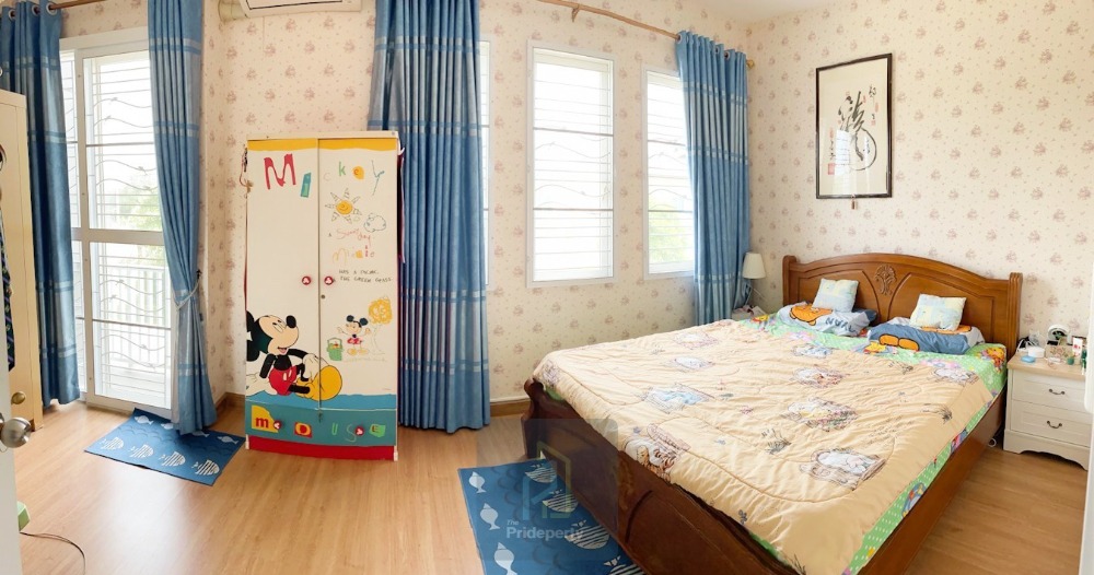 ขายทาวน์โฮมลาดกระบัง สุวรรณภูมิ : ขาย ทาวน์โฮม (2 ชั้น) โกลเด้น ทาวน์ 2 อ่อนนุช-ลาดกระบัง 125 ตรม. 20 ตร.วา พร้อมเฟอร์นิเจอร์ และส่วนตกแต่งเพิ่มเติม