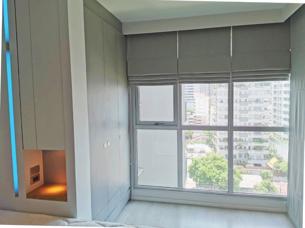 For SaleCondoSathorn, Narathiwat : Condo for sale, Rhythm Sathorn-Narathiwat, 38 sq m., 11th floor, BTS Chong Nonsi, very cheap price, by the owner.