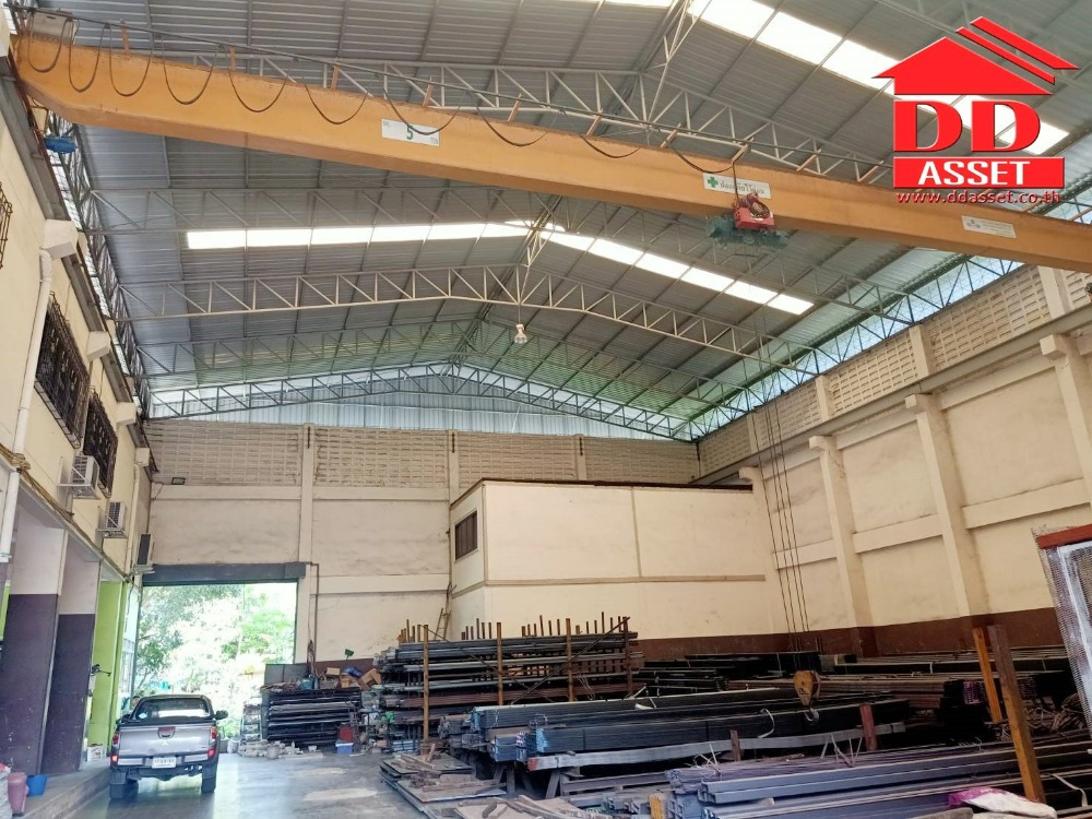 For SaleShop HouseMin Buri, Romklao : Commercial building, 8 booths, 2 floors with steel warehouse, next to Nimit Mai Road