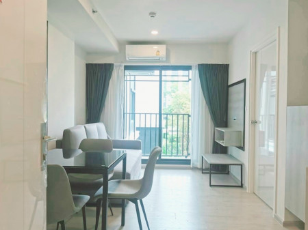 ให้เช่าคอนโดเชียงใหม่ : ให้เช่า คอนโด ตกแต่งสวยงามพร้อมเข้าอยู่ เอสเซ็นท์ พาร์ควิลล์ เชียงใหม่ 34 ตรม. ใกล้เซ็นทรัลเฟสติวัล