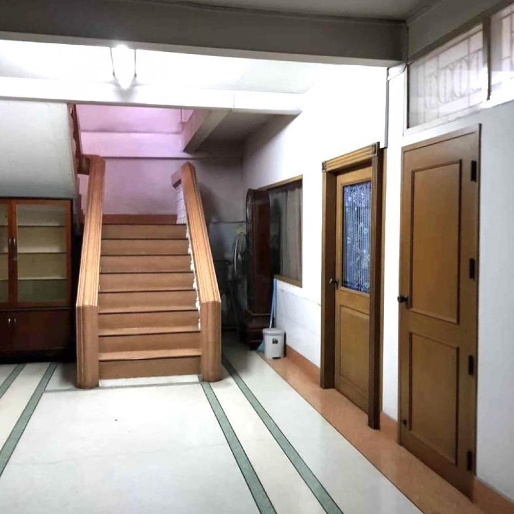 ให้เช่าอาคารพาณิชย์บางนา แบริ่ง ลาซาล : 📍อาคารพาณิชย์ 3 คูหา หน้ากว้างติดถนนศรีนครินทร์