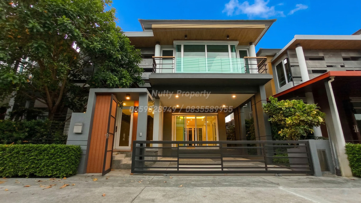 ขายบ้านลาดพร้าว เซ็นทรัลลาดพร้าว : บ้านเดี่ยวสุดยอดทำเลซอยลาดพร้าว 1 (The Gallery House Pattern)