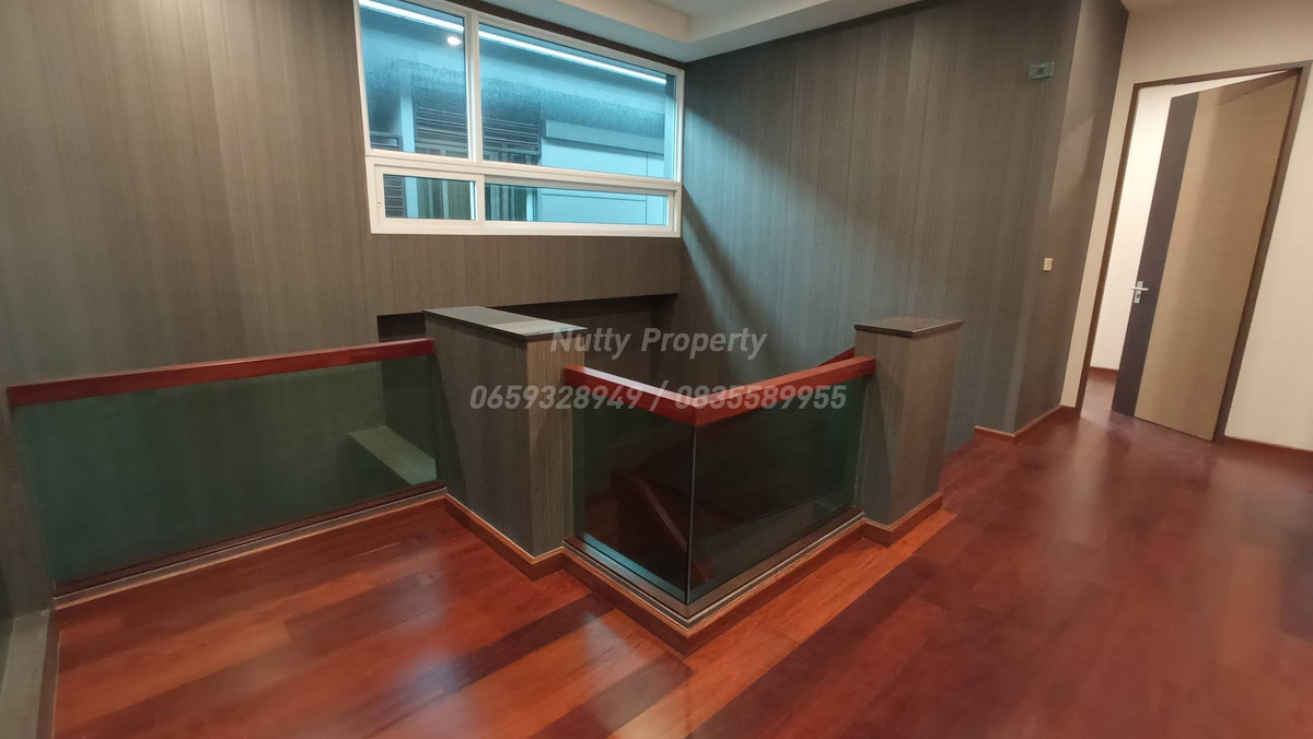 ขายบ้านลาดพร้าว เซ็นทรัลลาดพร้าว : บ้านเดี่ยวสุดยอดทำเลซอยลาดพร้าว 1 (The Gallery House Pattern)