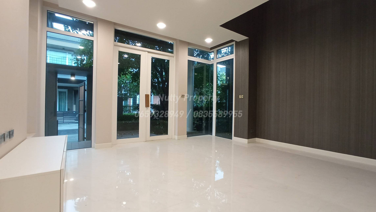 ขายบ้านลาดพร้าว เซ็นทรัลลาดพร้าว : บ้านเดี่ยวสุดยอดทำเลซอยลาดพร้าว 1 (The Gallery House Pattern)