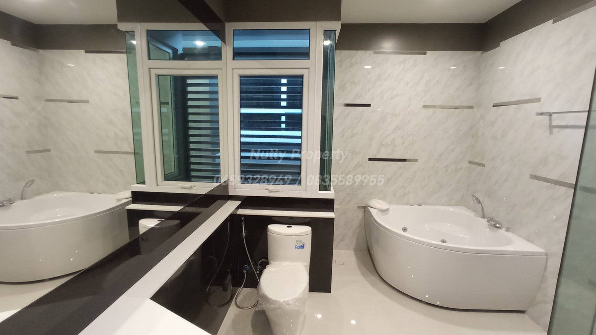 ขายบ้านลาดพร้าว เซ็นทรัลลาดพร้าว : บ้านเดี่ยวสุดยอดทำเลซอยลาดพร้าว 1 (The Gallery House Pattern)