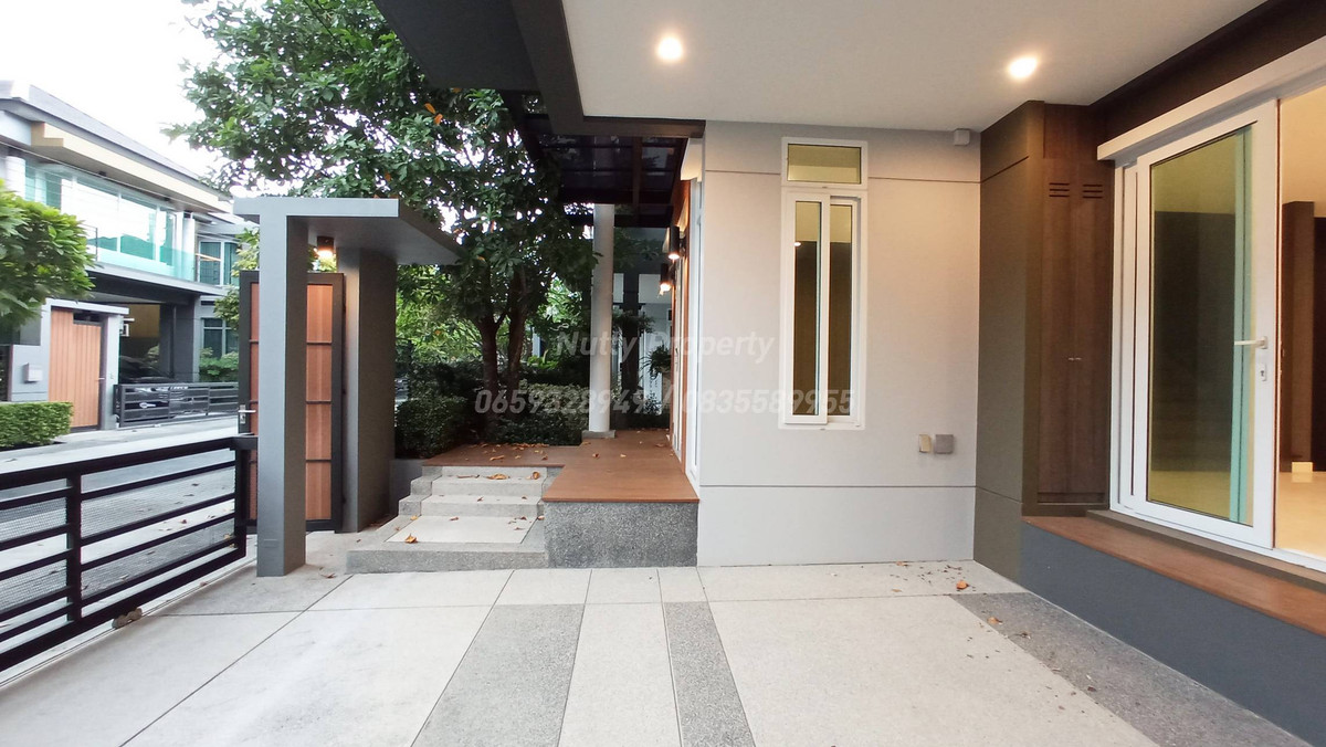 ขายบ้านลาดพร้าว เซ็นทรัลลาดพร้าว : บ้านเดี่ยวสุดยอดทำเลซอยลาดพร้าว 1 (The Gallery House Pattern)