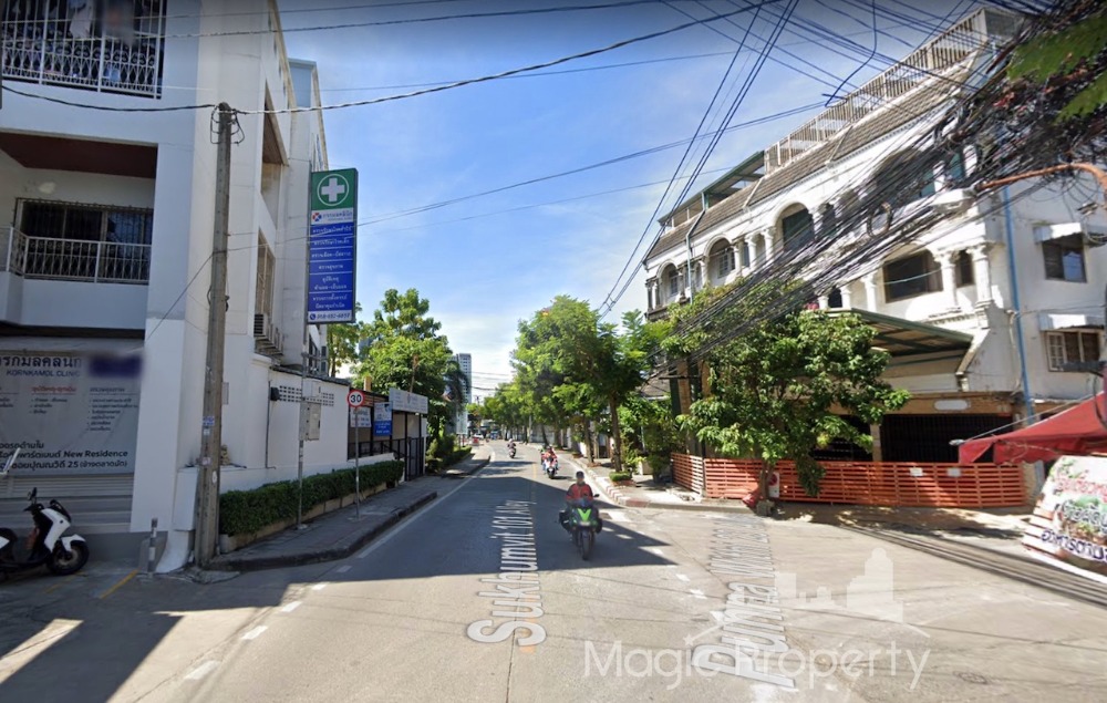 For SaleShop HouseOnnut, Udomsuk : Commercial Building for Sale 5 Storey on Sukhumvit 101, Khwaeng Bang Chak, Khet Phra Khanong, Bangkok