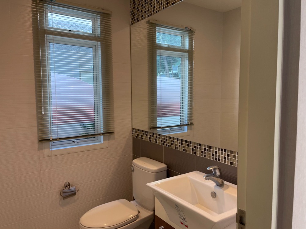 ขายบ้านพุทธมณฑล ศาลายา : ขายบ้านเดี่ยว 2 ชั้น  ม.บางกอกบลูเลอวาร์ด ปิ่นเกล้า-เพชรเกษม  ถ.พุทธมณฑลสาย4  ต.กระทุ่มล้ม  อ.สามพราน  นครปฐม