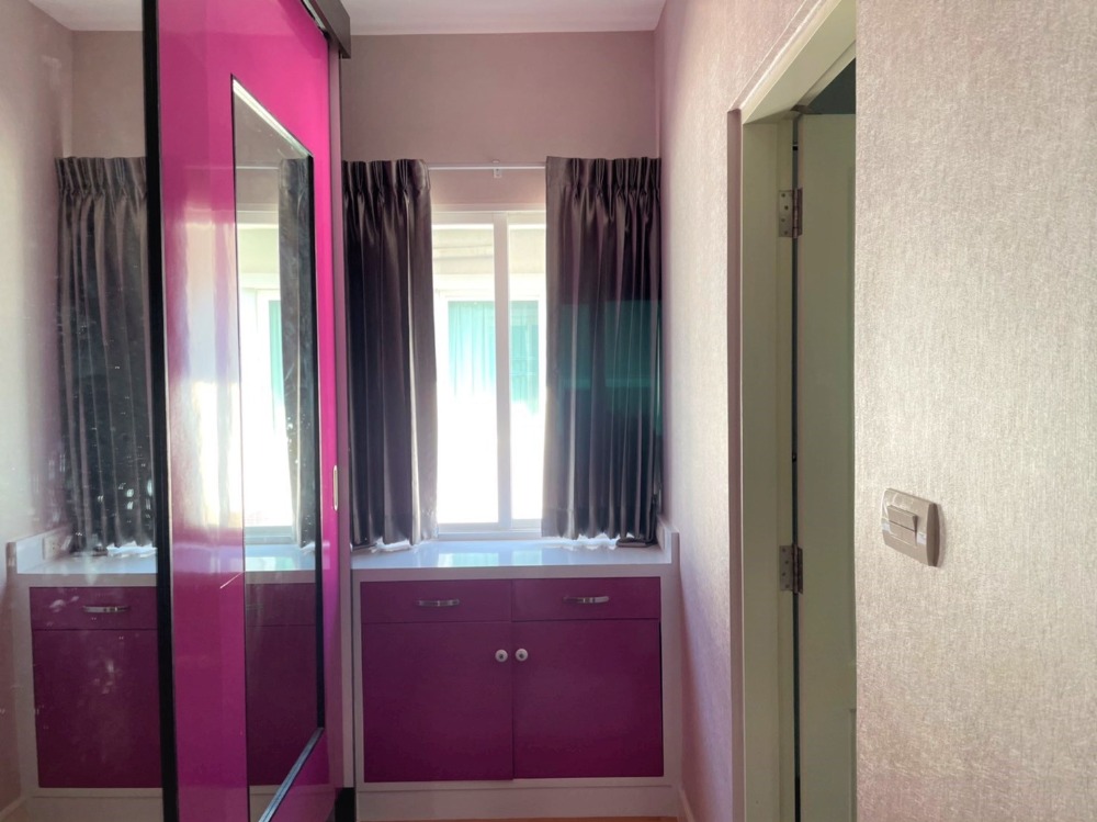 ขายบ้านพุทธมณฑล ศาลายา : ขายบ้านเดี่ยว 2 ชั้น  ม.บางกอกบลูเลอวาร์ด ปิ่นเกล้า-เพชรเกษม  ถ.พุทธมณฑลสาย4  ต.กระทุ่มล้ม  อ.สามพราน  นครปฐม