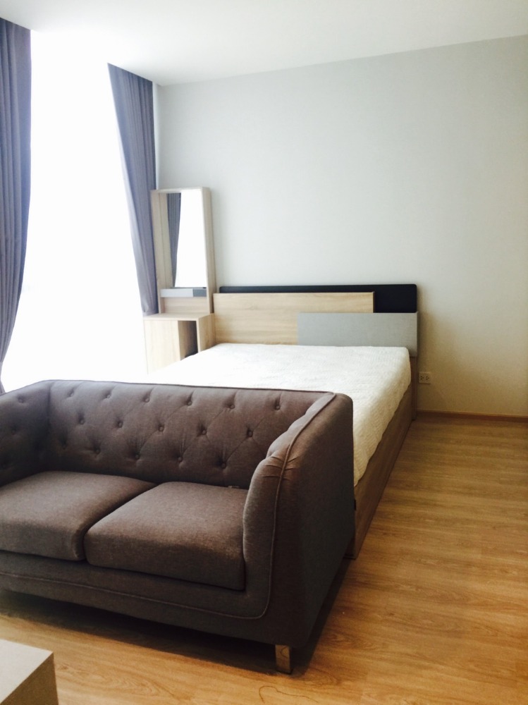 ^^ ให้เช่า ห้องหน้ากว้าง วิวสวย ภายในห้องกว้างสบาย Noble revolve Ratchada Loading...