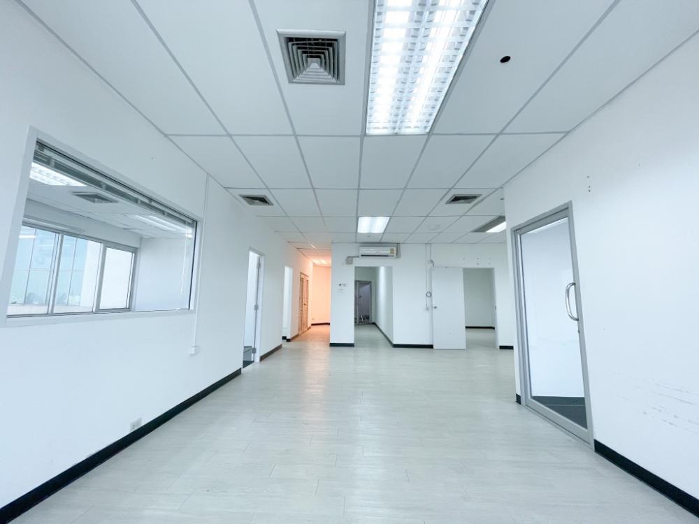 ให้เช่าโฮมออฟฟิศพระราม 3 สาธุประดิษฐ์ : ออฟฟิศ-สำนักงาน ให้เช่า พระราม 3 อาคาร SV City ( 60-470 ตรม)