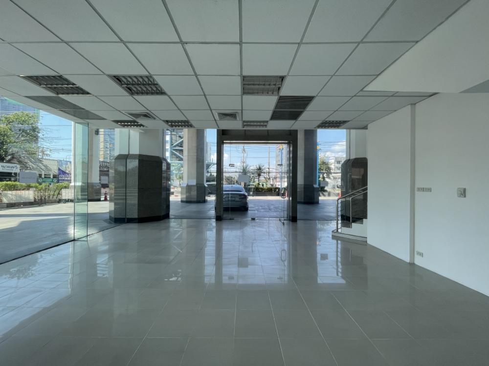 ให้เช่าโฮมออฟฟิศพระราม 3 สาธุประดิษฐ์ : ออฟฟิศ-สำนักงาน ให้เช่า พระราม 3 อาคาร SV City ( 60-470 ตรม)