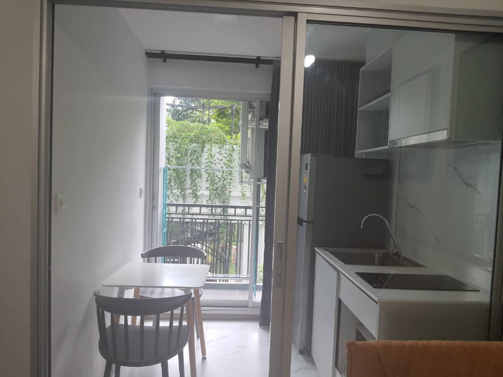For RentCondoLadprao, Central Ladprao : Condo for rent, The tree Ladprao 15, The tree Ladprao 15, a new condo, fully furnished, ready to move in, near Phayathai BTS station, convenient to travel!