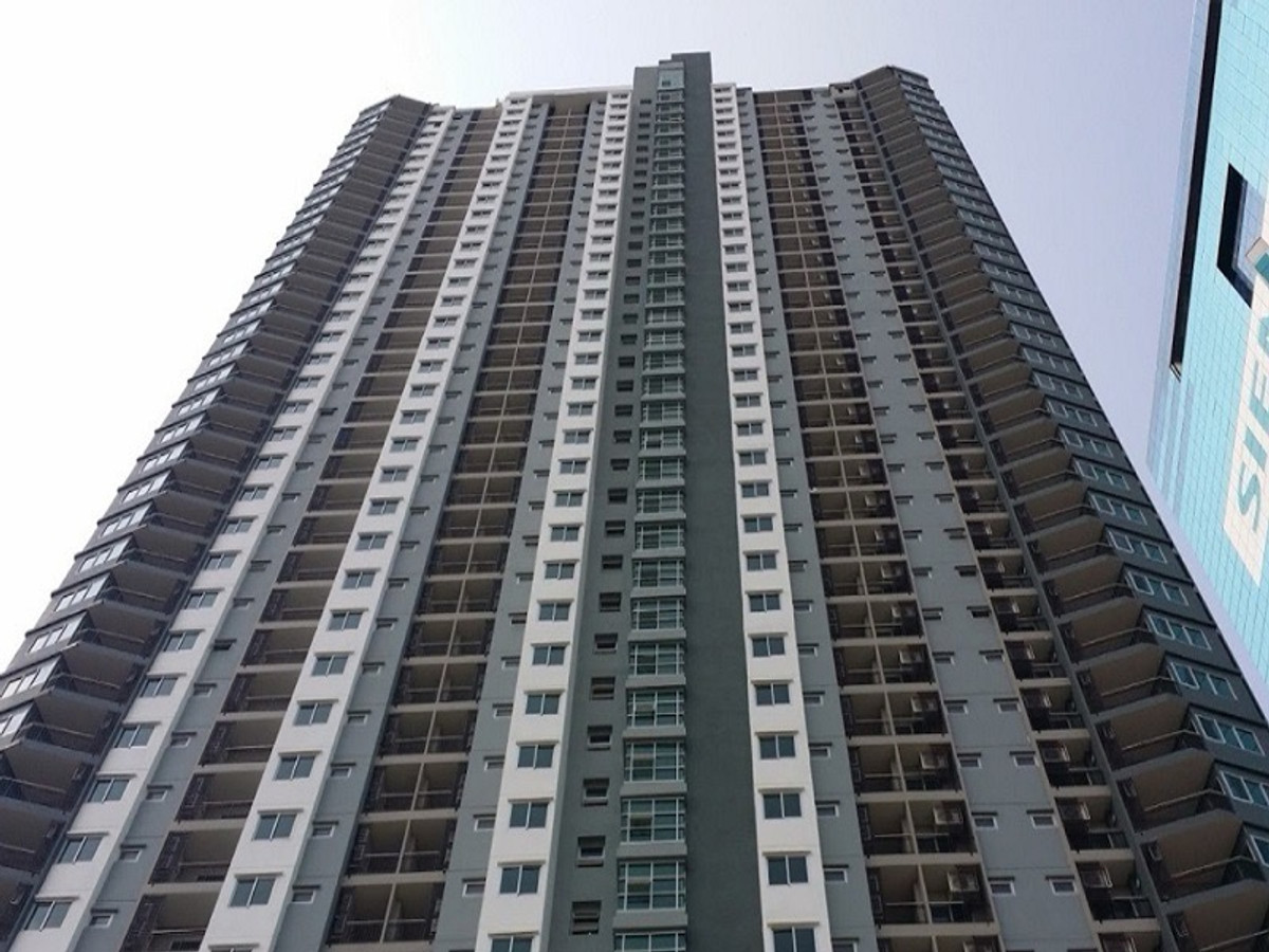 ขายคอนโดพระราม 9 เพชรบุรีตัดใหม่ RCA : 🔥ขายด่วน!! คอนโด Supalai Park Ekkamai