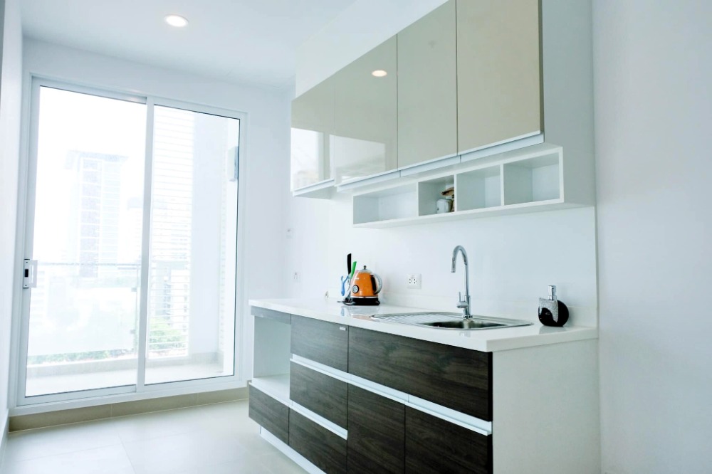 For SaleCondoRatchathewi,Phayathai : 7280😍 For SELL 1 bedroom for sale 🚄 near BTS Phayathai 🏢 Supalai Elite Phayathai Supalai Elite Phayathai 🔔 Area: 70.50 sq m. 💲 Sale: 9,800,000฿📞O99-5919653,065-9423251✅LineID:@surereside nce