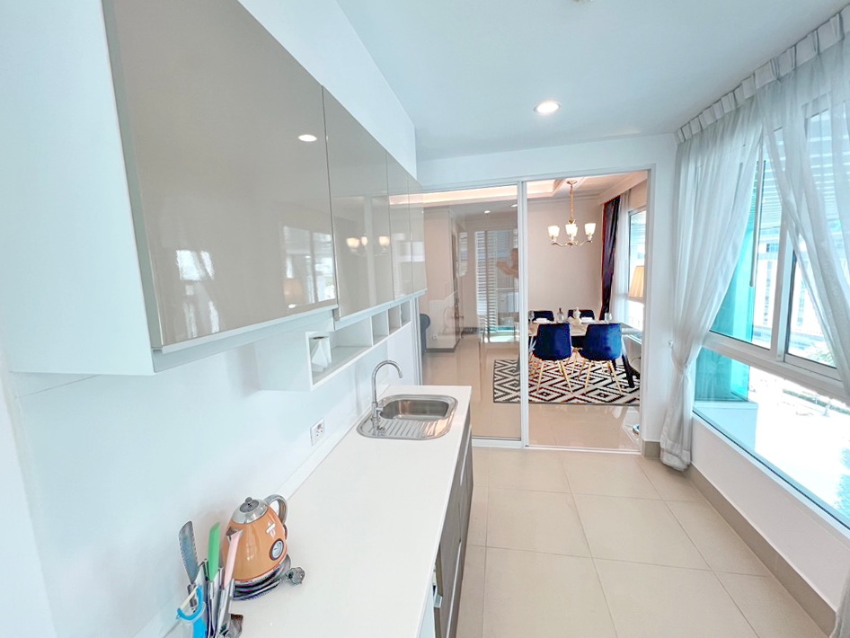 For SaleCondoRatchathewi,Phayathai : 7280😍 For SELL 1 bedroom for sale 🚄 near BTS Phayathai 🏢 Supalai Elite Phayathai Supalai Elite Phayathai 🔔 Area: 70.50 sq m. 💲 Sale: 9,800,000฿📞O99-5919653,065-9423251✅LineID:@surereside nce