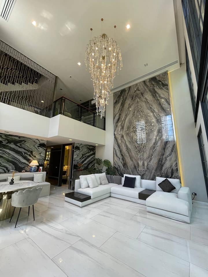 ให้เช่าทาวน์โฮมสุขุมวิท อโศก ทองหล่อ : Rental / Selling : Luxury Townhome with Full Furnisher in Sukhumvit 31