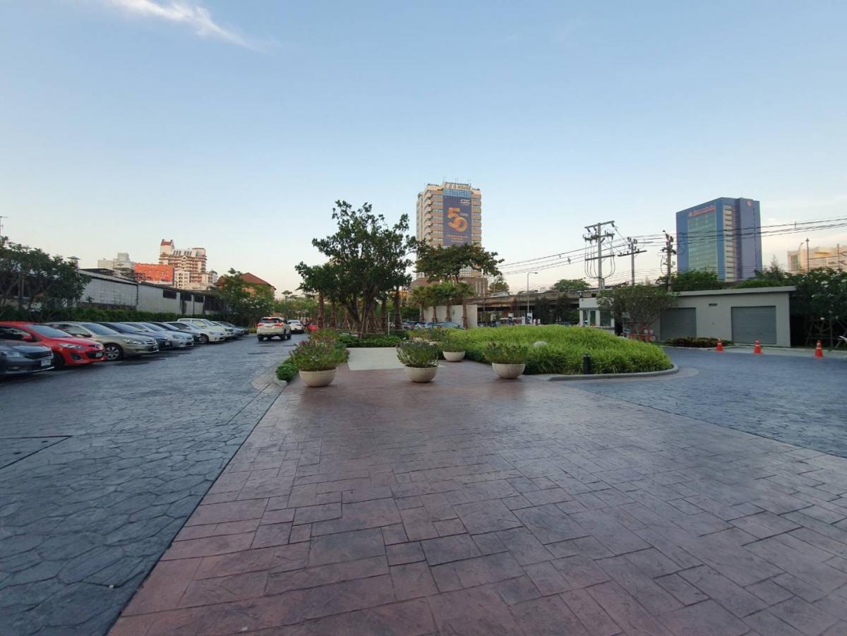 ขายคอนโดสาทร นราธิวาส : ขาย shop ในคอนโด ศุภาลัย ไลท์ รัชดา นราธิวาส สาธร ตำแหน่งดีสุด ติด lobby สำหรับประกอบธุรกิจ