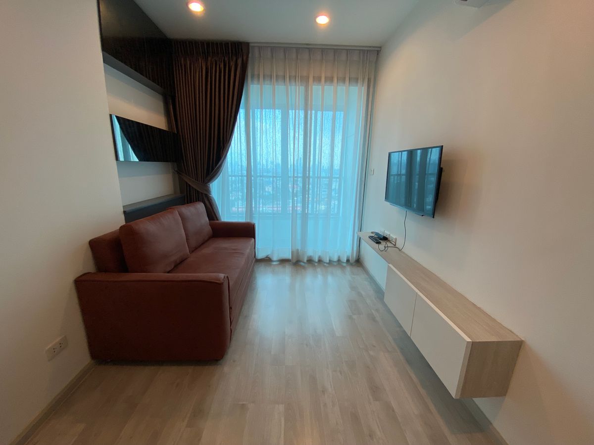 ให้เช่าคอนโดปิ่นเกล้า จรัญสนิทวงศ์ : ให้เช่า - IDEO จรัญ อินเตอร์เชนจ์ - 1 ห้องนอน ห้องใหญ่ พร้อมอยู่ ใกล้ รพ.ศิริราช