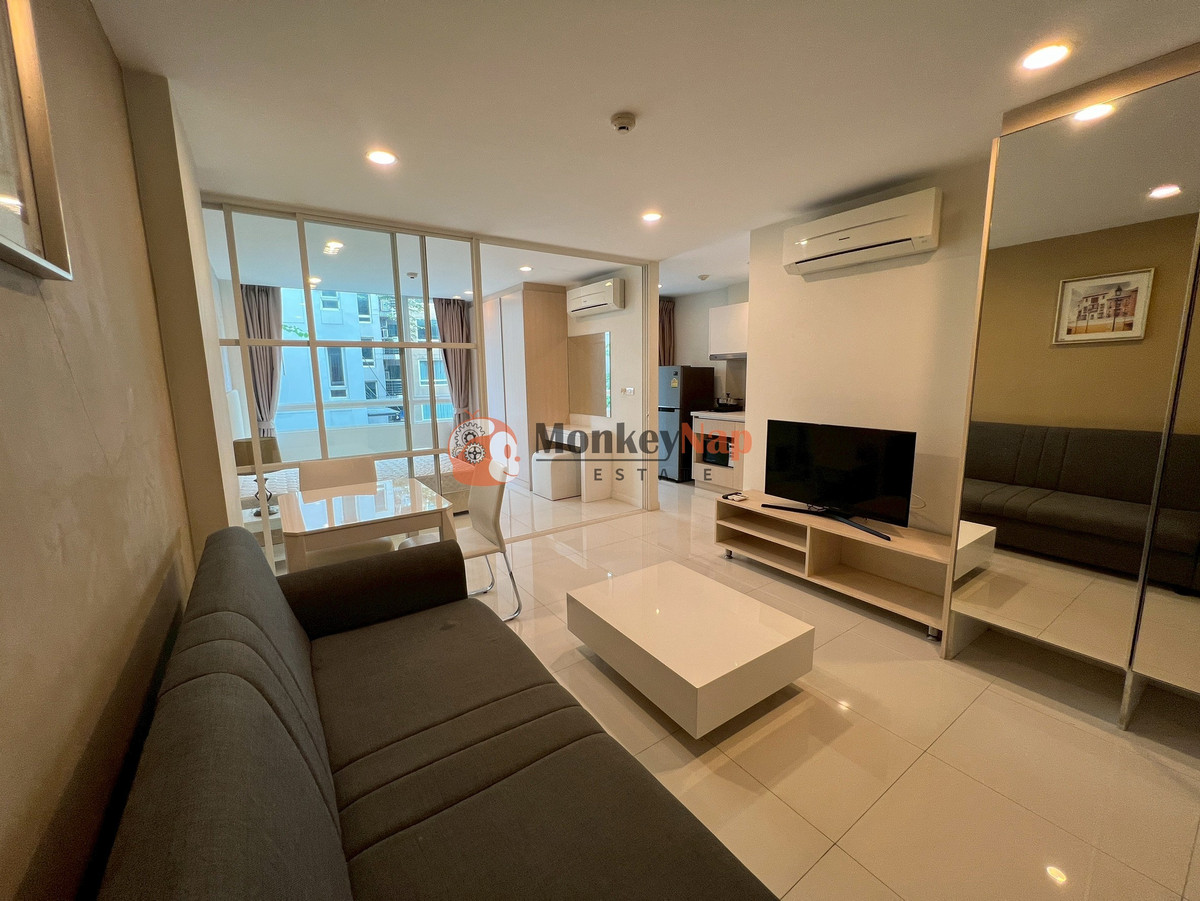 ให้เช่าคอนโดพัฒนาการ ศรีนครินทร์ : ให้เช่า - 1 ห้องนอน อิลีเม้นท์ ศรีนครินทร์ 37 ตรม 10,000 บาท ชั้น 2 ติดต่อ 0924424505