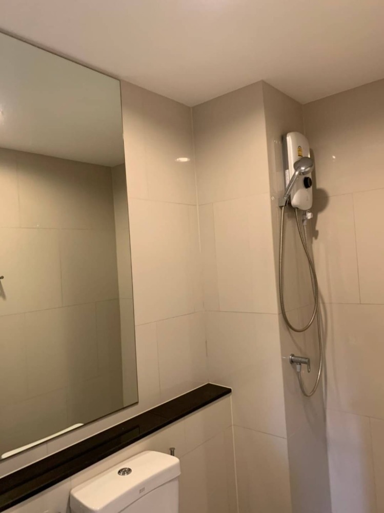 For RentCondoSamut Prakan,Samrong : Aspire Erawan 1 bed 7,500 fully furnished with washing machine