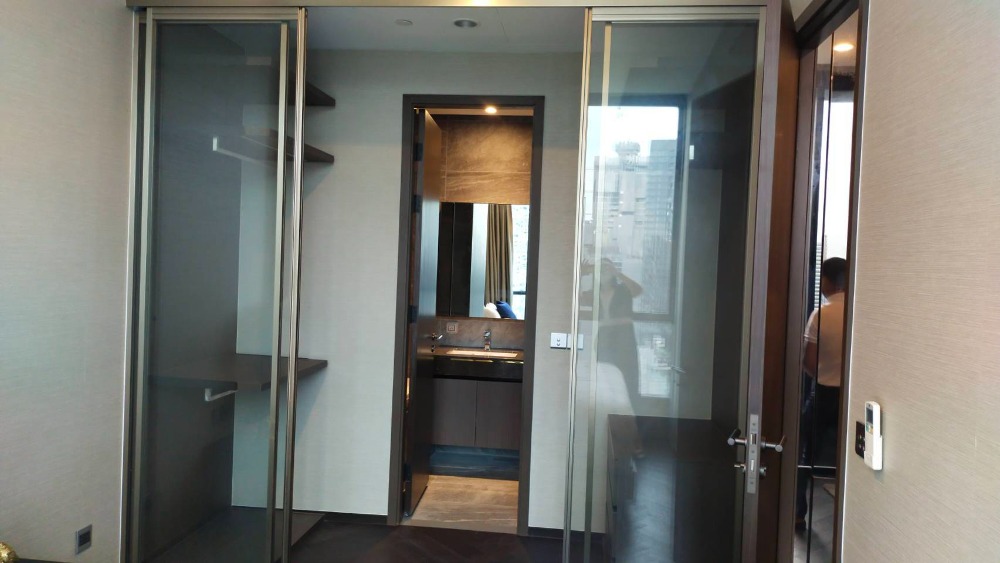 ให้เช่าคอนโดสุขุมวิท อโศก ทองหล่อ : Condo esse 36 for rent