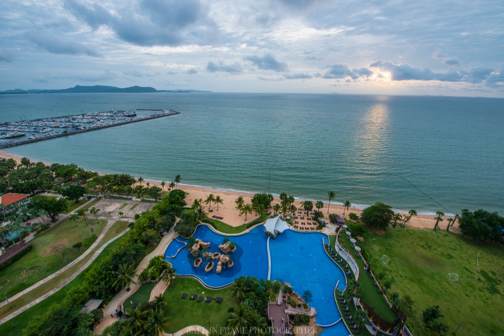 For RentCondoPattaya, Bangsaen, Chonburi : Movenpick Residences Pattaya
