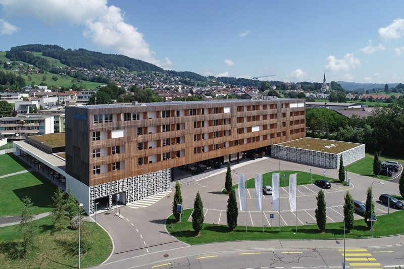 ขายกิจการโรงแรม & กิจการอพาร์ตเมนต์ภูเก็ต : ขายโรงแรมหรูระดับ 4 ดาว ขนาด 105 ห้อง ใกล้ห้างเซ็นทรัลภูเก็ต ฟลอเรสต้า