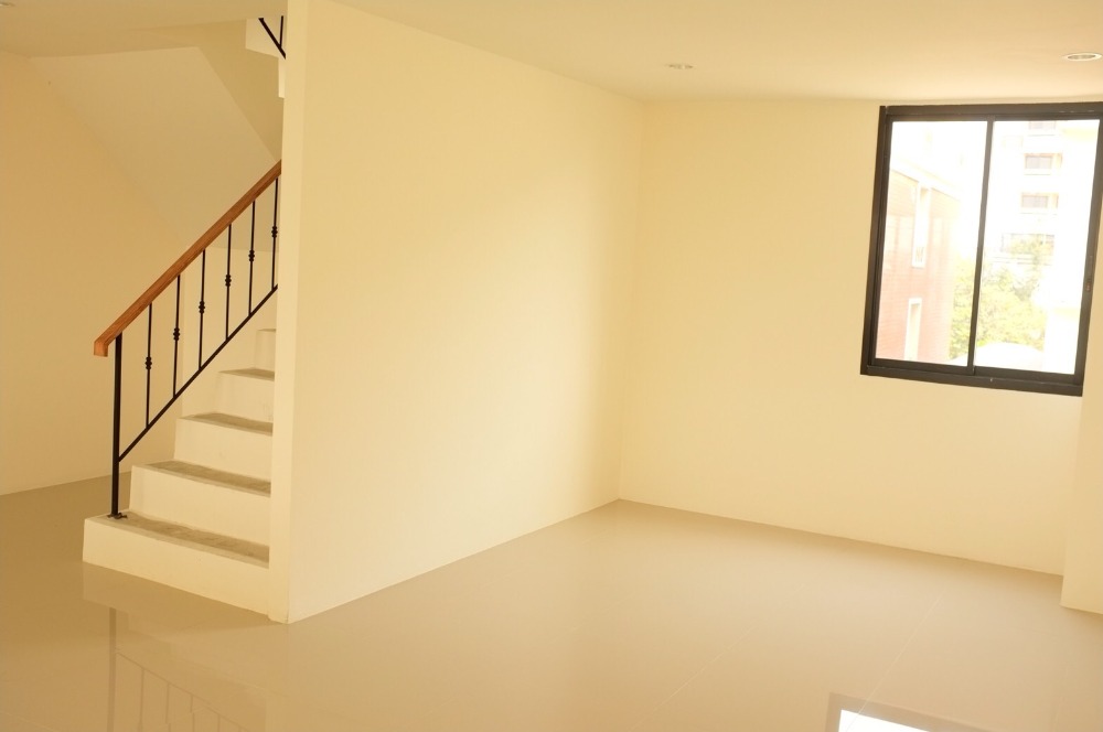 เซ้งอาคารพาณิชย์พระราม 3 สาธุประดิษฐ์ : Last Chance ราคาพิเศษ  หลังสุดท้าย!!!ริมถนนรัชดาภิเษก พระราม3แห่งเดียว ให้เช่าระยะยาว 30 ปี (เซ้ง) Promotion พิเศษเพียง 12.9 ล้าน อาคารพาณิชย์ใหม่พระรามสาม-สาธร ริมถนนใหญ่รัชดาภิเษกพระรามสาม