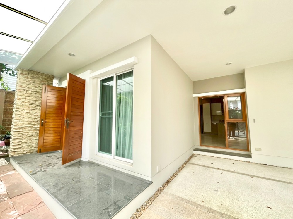 ขายบ้านวิภาวดี ดอนเมือง หลักสี่ : บ้านเดี่ยว แกรนด์บางกอกบูเลอวาร์ด วิภาวดี / 3 ห้องนอน (ขาย), Grand Bangkok Boulevard Vibhavadi / 3 Bedrooms (FOR SALE) T519