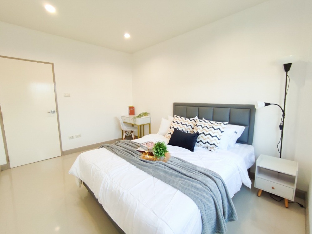 ขายทาวน์โฮมพระราม 2 บางขุนเทียน : ขาย ตึก ทาวน์โฮม 3ชั้น สินทวี ท่าข้าม2 ผ่อนเบาๆ บ้านสวย ไม่มีติดผู้เช่า