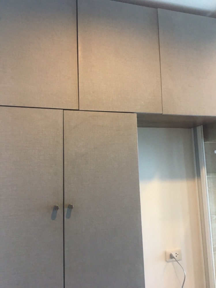 ขายคอนโดพระราม 9 เพชรบุรีตัดใหม่ RCA : S-TB9R121 เดอะเบส พระรามเก้า 26 ตรม. ชั้น 11 กั้นนอน 1.85 ล้าน 064-959-8900