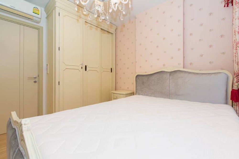 ขายคอนโดพระราม 9 เพชรบุรีตัดใหม่ RCA : S-TB9R125  ขายคอนโด เดอะเบส พระราม9 รามคำแหง, ชั้น 25 แต่งครบ 30 ตรม. 2.3 ล้าน 064-959-8900