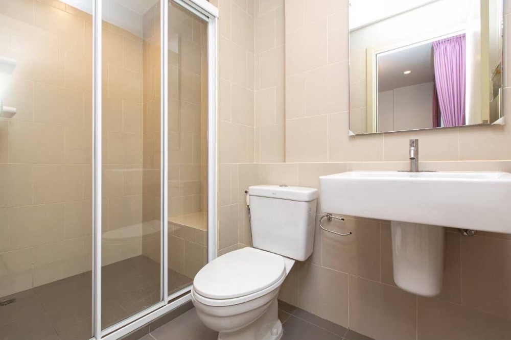 ขายคอนโดพระราม 9 เพชรบุรีตัดใหม่ RCA : S-TB9R125  ขายคอนโด เดอะเบส พระราม9 รามคำแหง, ชั้น 25 แต่งครบ 30 ตรม. 2.3 ล้าน 064-959-8900